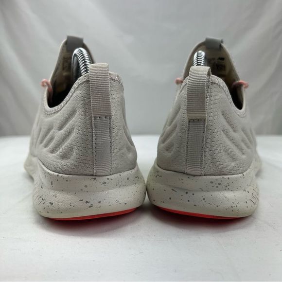 New Balance FuelCore Coast v4 Cream Running Shoe Women’s Size 9 WCSTLRG4 - Picture 4 of 8